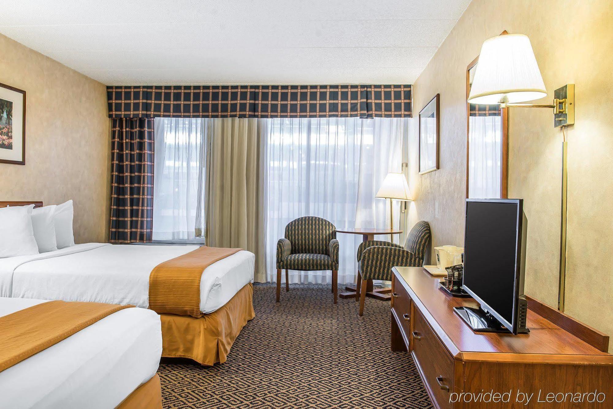 Quality Inn And Conference Center Спрингфилд Экстерьер фото